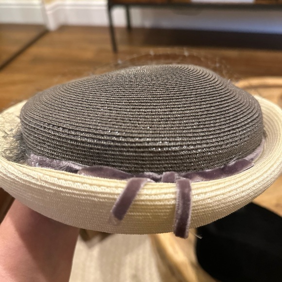 VINTAGE Veeda Louisa Hat Velvet silver/purple ribbon and lace embellishment - Picture 4 of 6